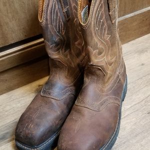 Square toe composite boots